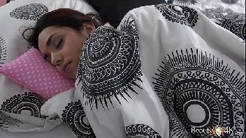 Amador sexo com essa linda morena gostosa dando a xoxota Amador sexo com essa linda morena gostosa dando a xoxota